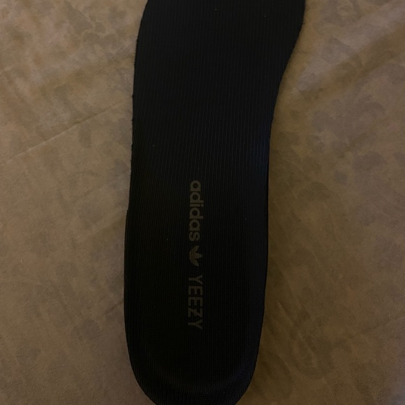 adidas Yeezy Boost 350 V2 MX Rock - Picture 5 of 6